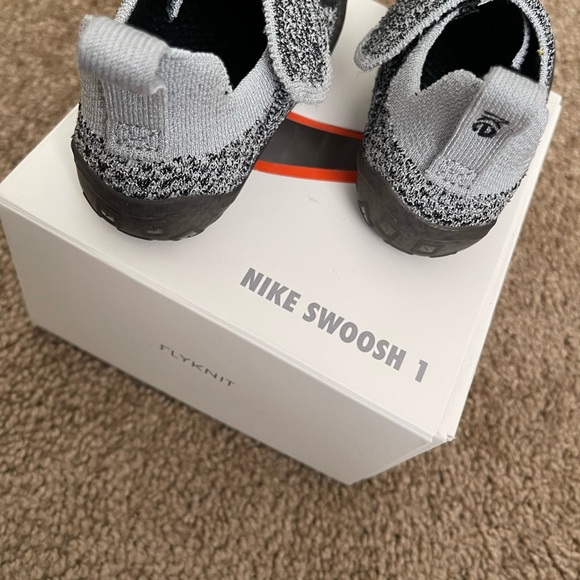 SOLD.Nike Swoosh 1 TD - Picture 4 of 7